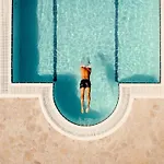 Alexandra Villa *